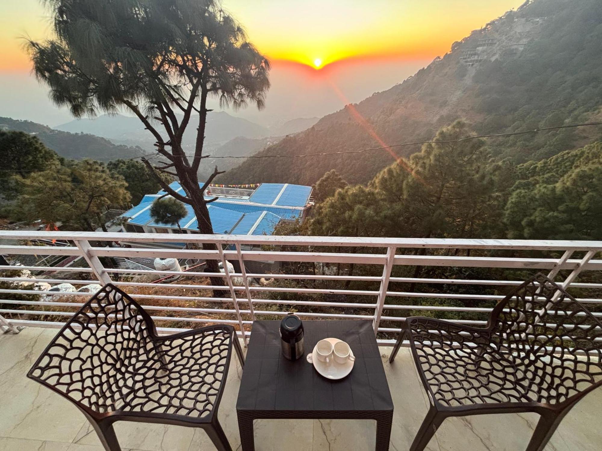Humble Stay Villa Kasauli Extérieur photo
